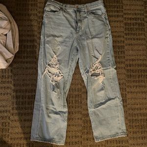 Universal thread mom jeans